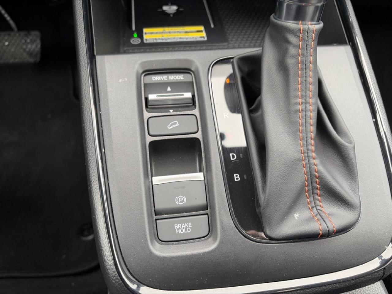 2024 Honda CR-V Hybrid EX-L  - Leather Seats -  Sunroof Photo