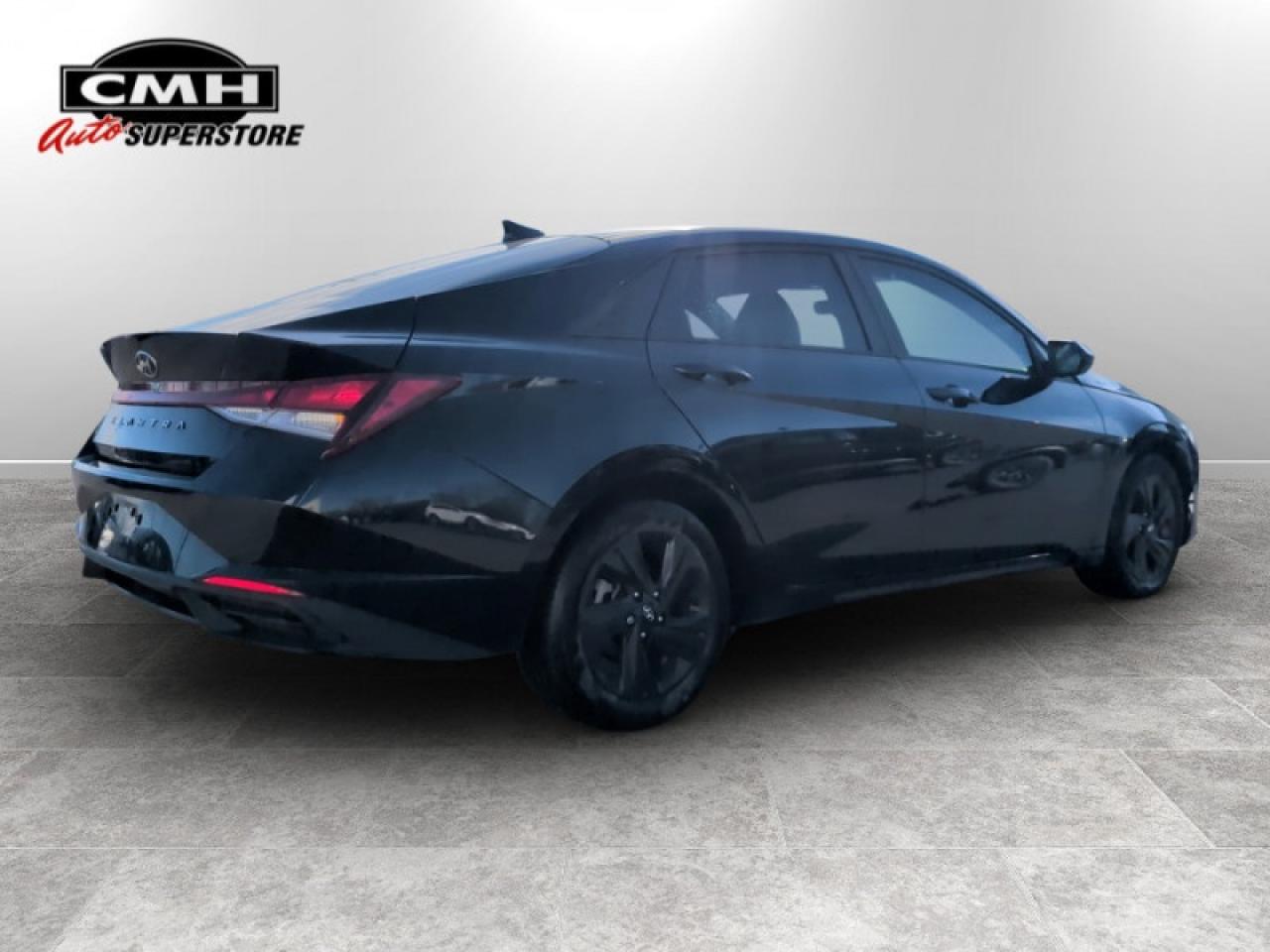 2023 Hyundai Elantra Preferred Photo
