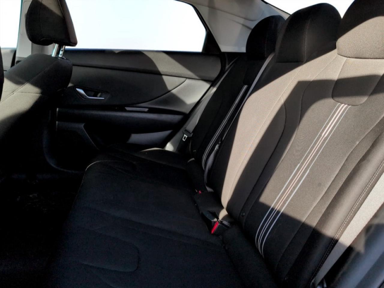 2023 Hyundai Elantra Preferred Photo