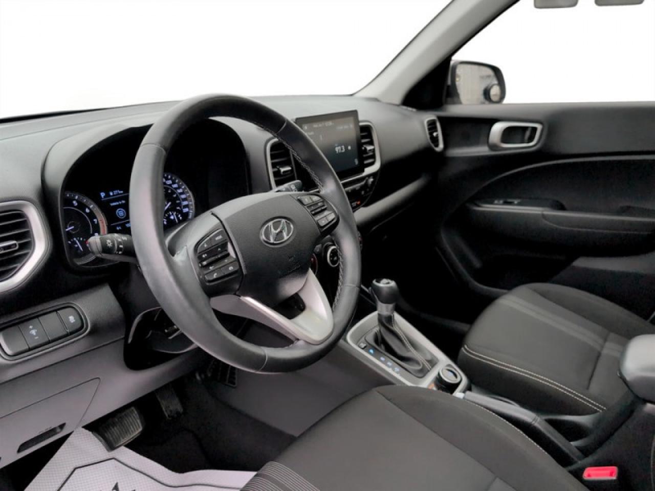 2020 Hyundai Venue Trend  **BLIND SPOT - HEATED SW** Photo