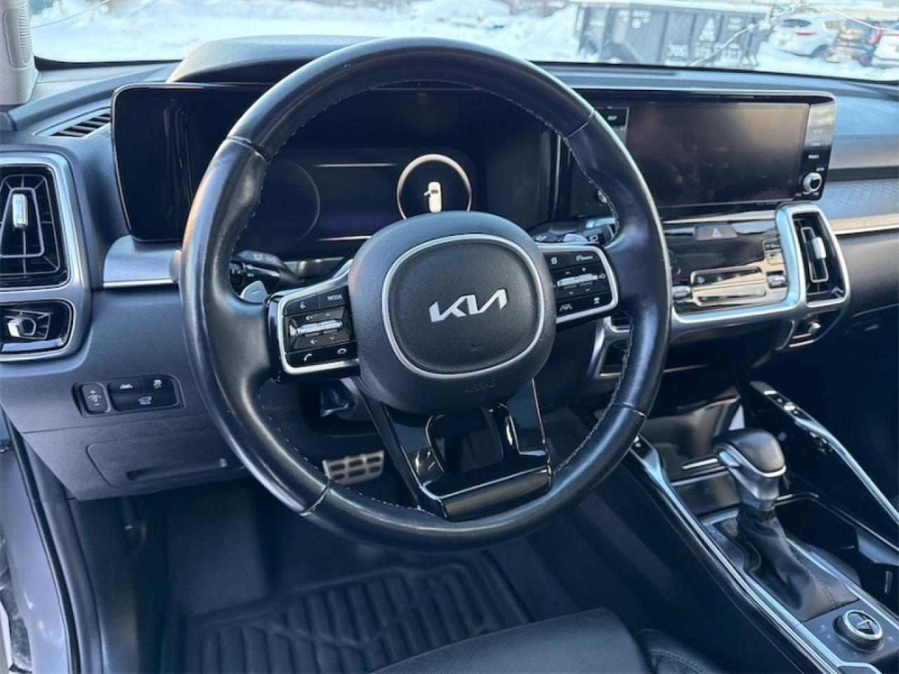 2022 Kia Sorento SX  Panoramic Sunroof - $248 B/W Photo