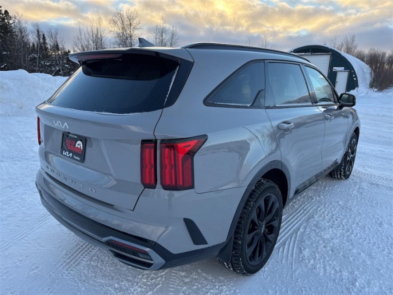 2022 Kia Sorento SX  Panoramic Sunroof - $248 B/W Photo