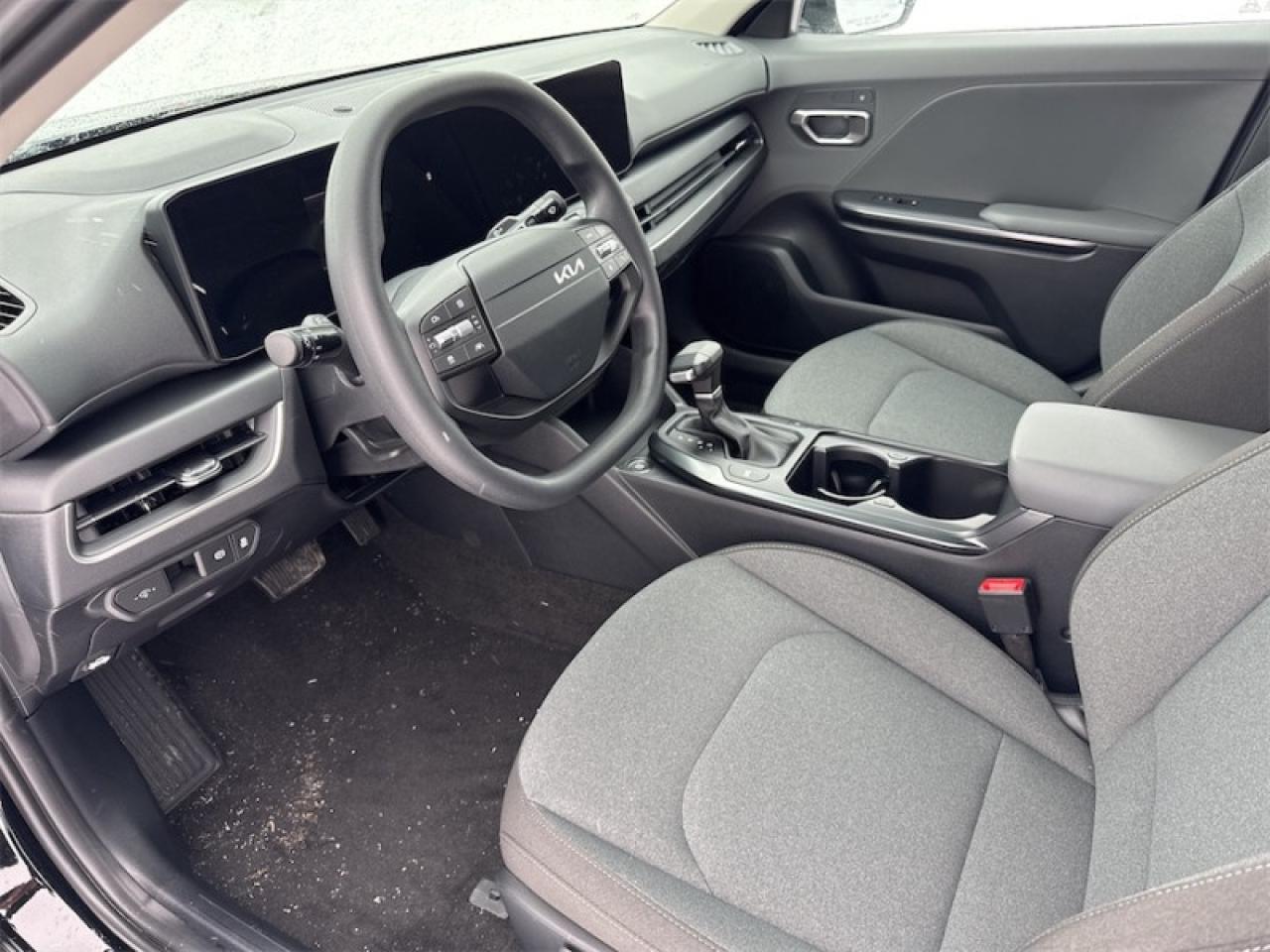 2025 Kia K4 LX   - Heated Seats Photo4