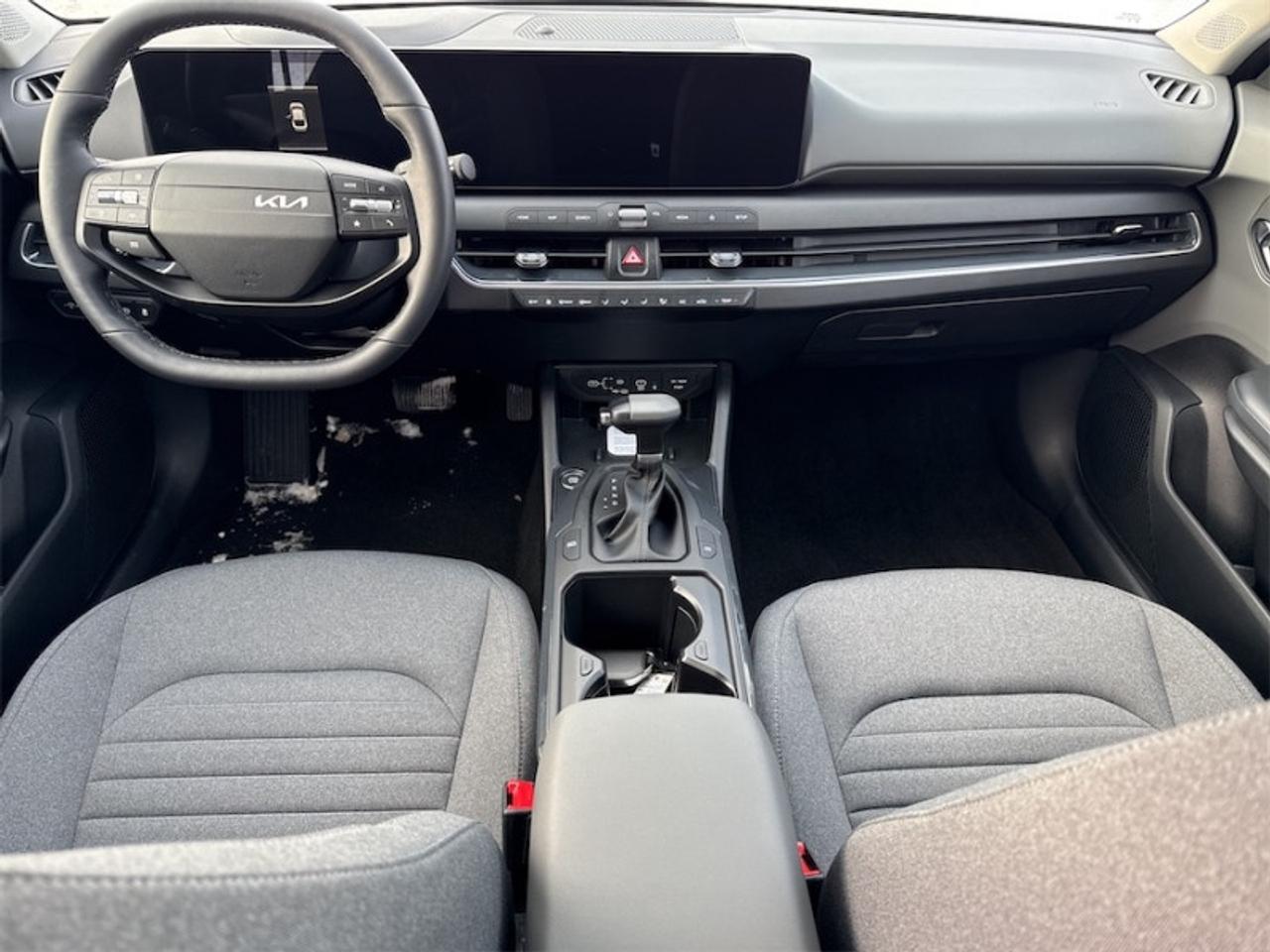 2025 Kia K4 EX   -  Heated Steering Wheel Photo3
