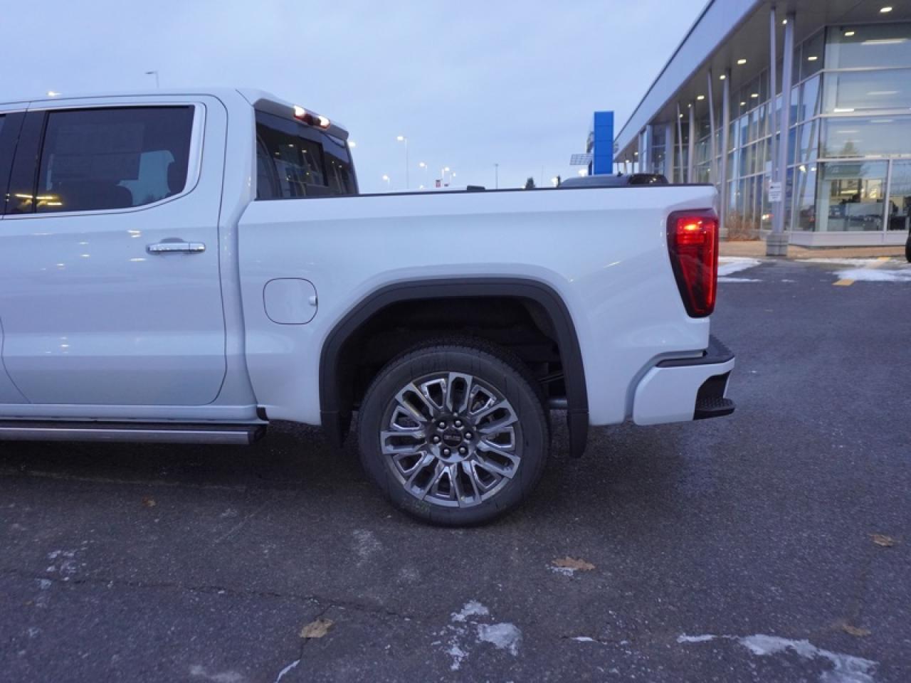 2026 GMC Sierra 1500 Denali Ultimate  - Leather Seats Photo