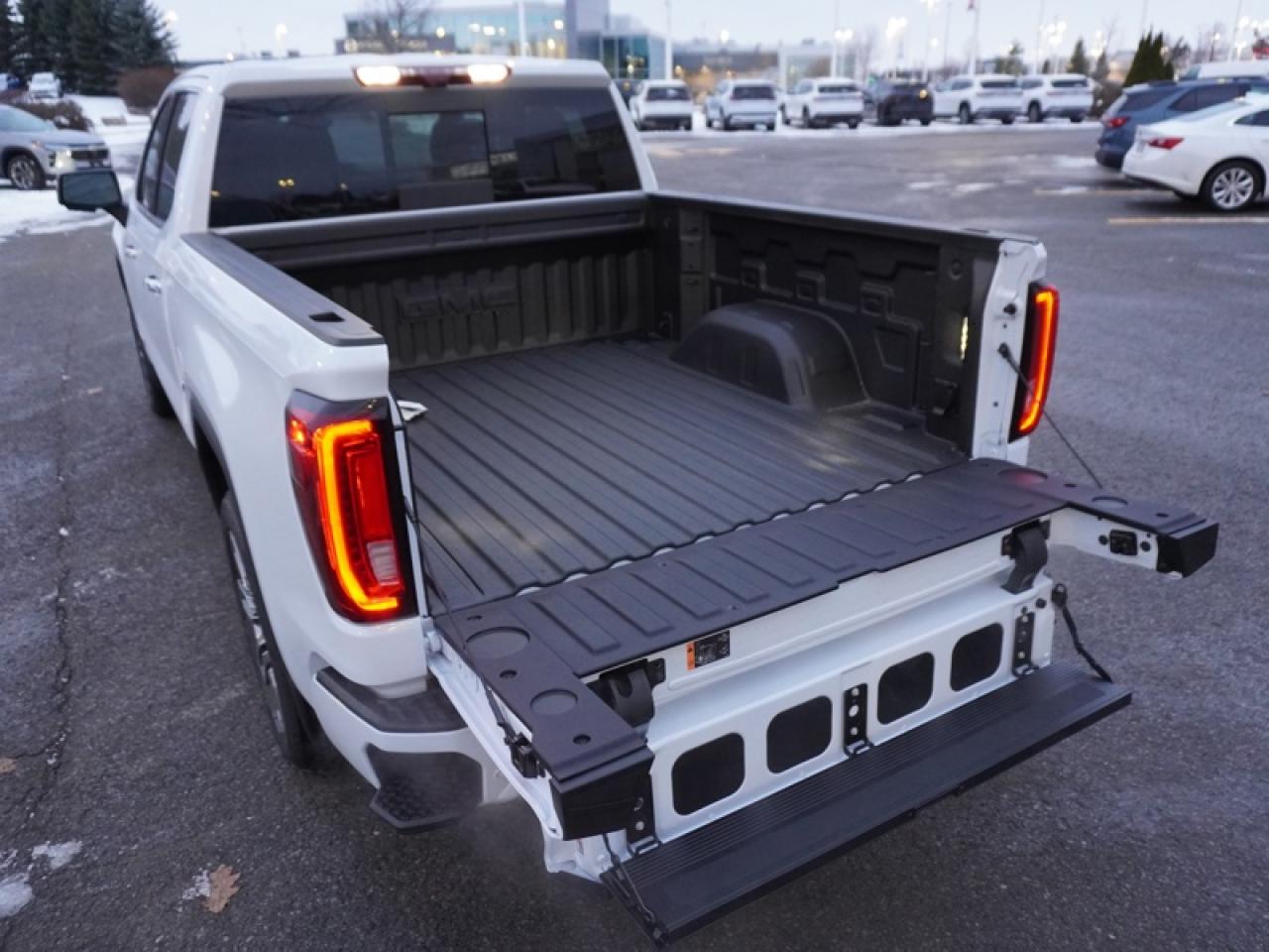 2026 GMC Sierra 1500 Denali Ultimate  - Leather Seats Photo