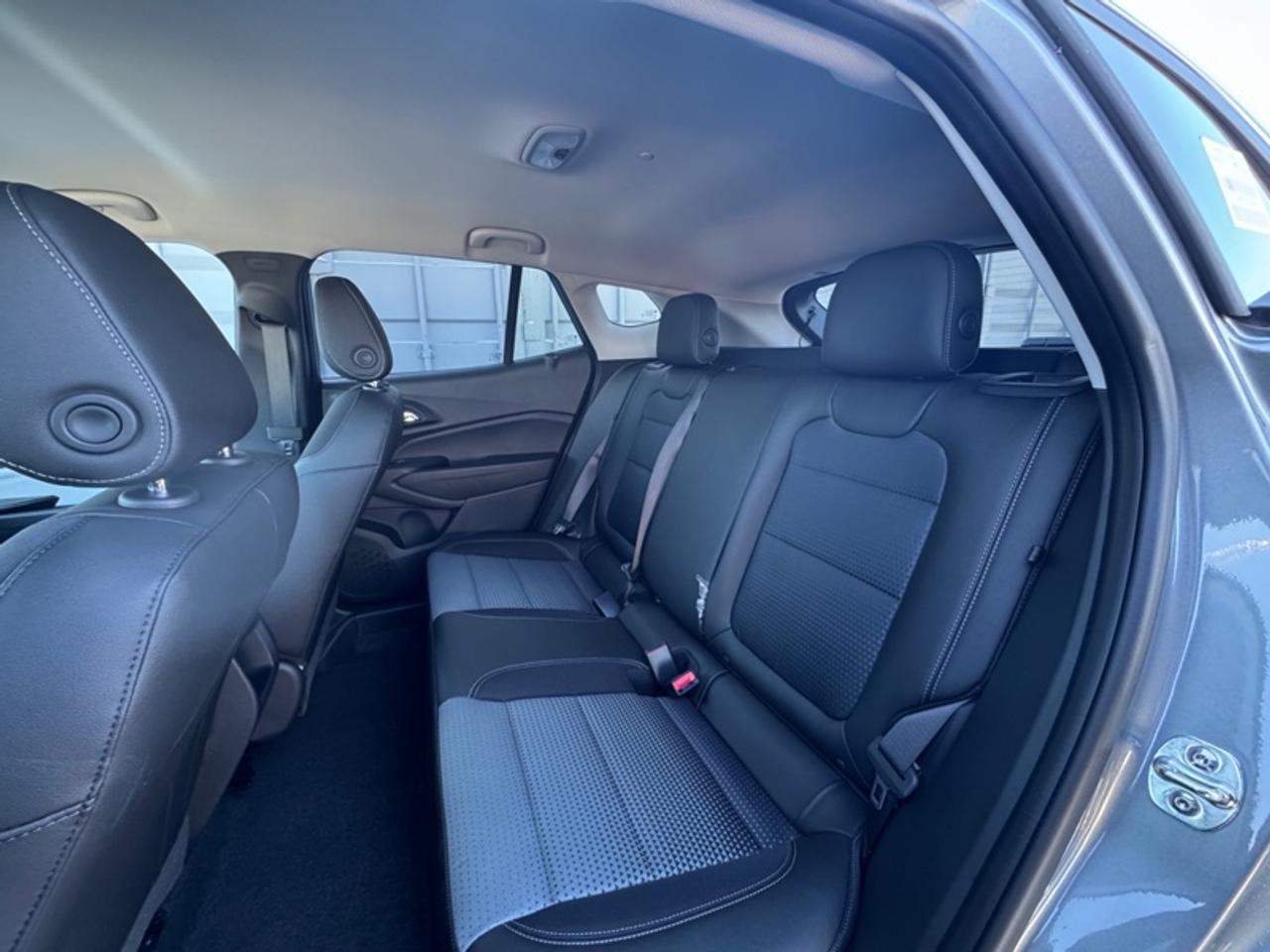 2026 Chevrolet Trax LT  - Heated Seats -  Remote Start Photo