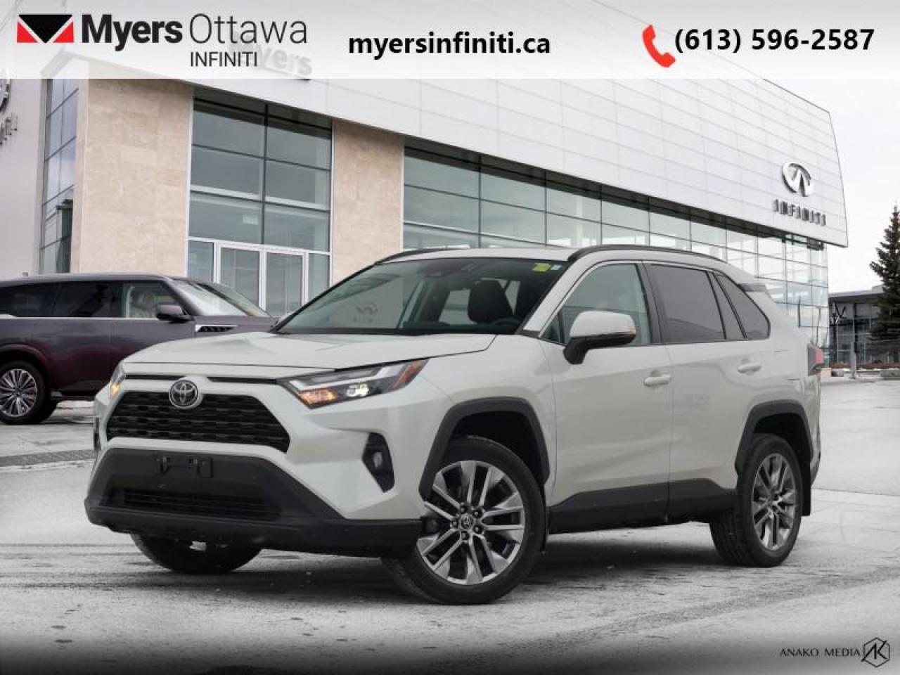 2022 Toyota RAV4 XLE  - Sunroof -  Power Liftgate Photo0