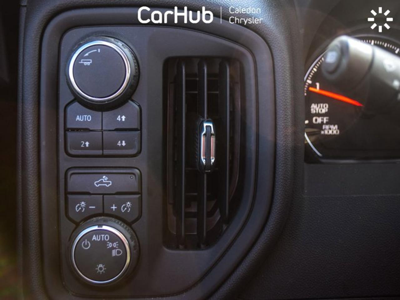 2024 Chevrolet Silverado 1500 Custom Trail Boss Z71 4WD Crew Cab 147" 6 Passenger Photo