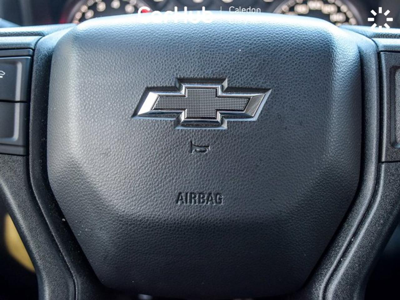 2024 Chevrolet Silverado 1500 Custom Trail Boss Z71 4WD Crew Cab 147" 6 Passenger Photo