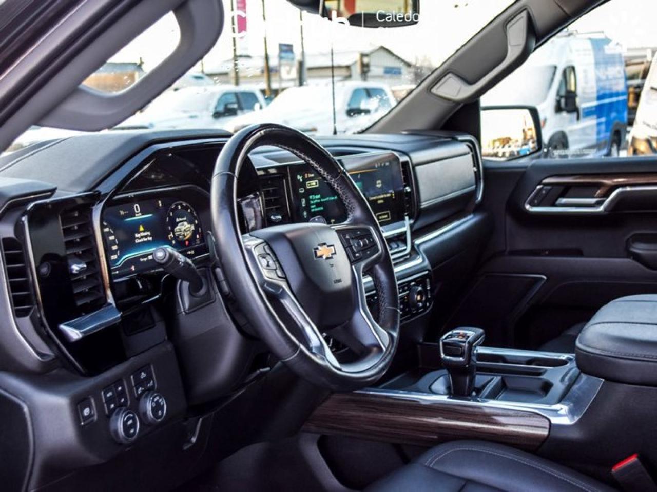 2023 Chevrolet Silverado 1500 LT Photo