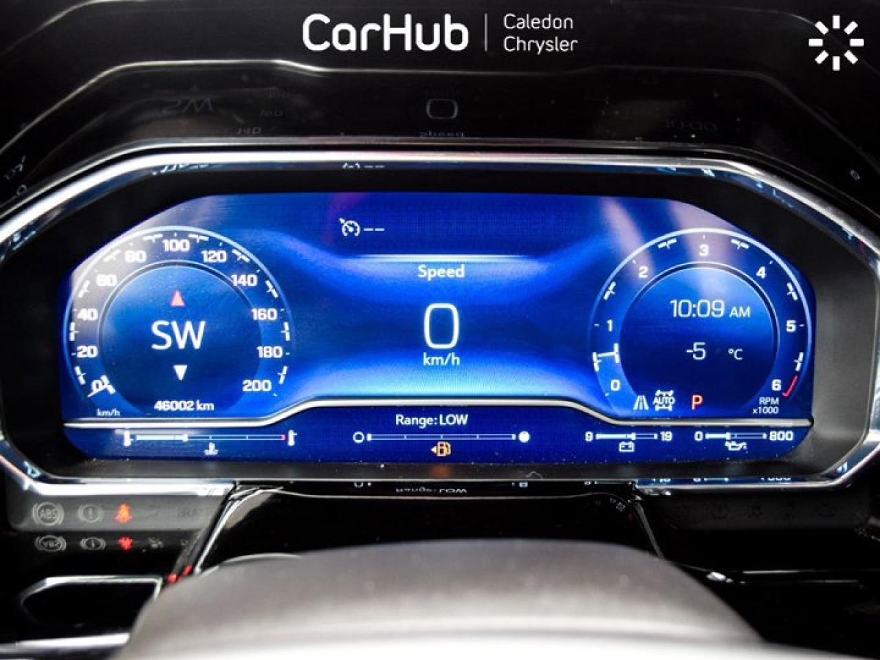 2024 Chevrolet Silverado 1500 RST4WD Crew Cab 157" 6.2L Heated front Seats Alloy Rims Photo