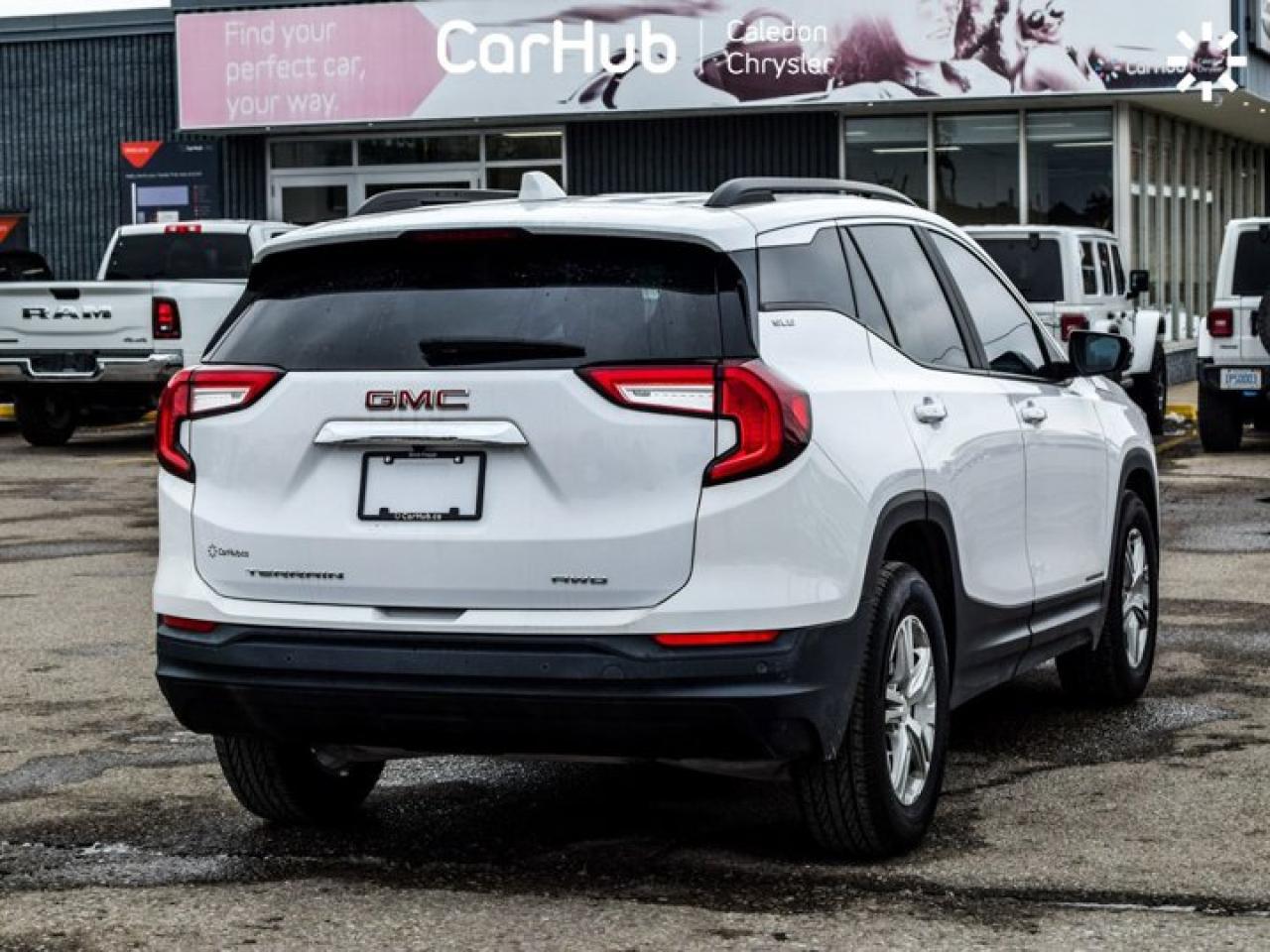 2022 GMC Terrain SLE AWD Heated Front Seats Lane Keep Assist Alloy Rims Photo