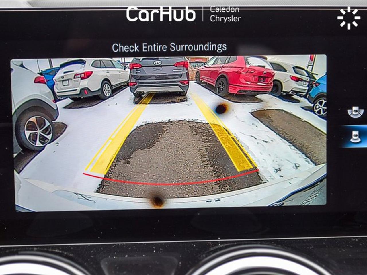 2022 Mercedes-Benz G-Class GLB 250 4MATIC Pano sunroof Heated front Seats Photo