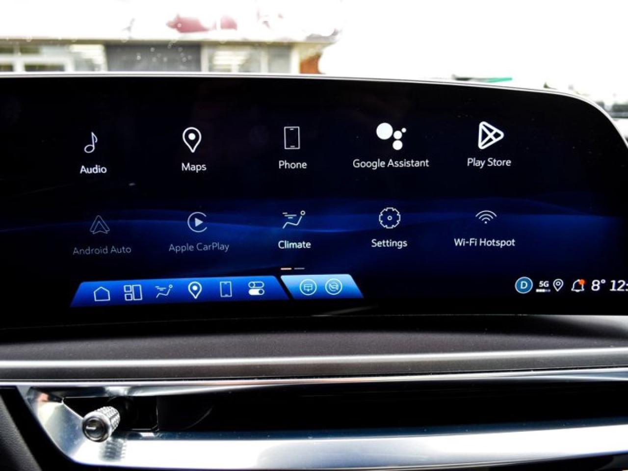 2024 Cadillac LYRIQ Tech Photo