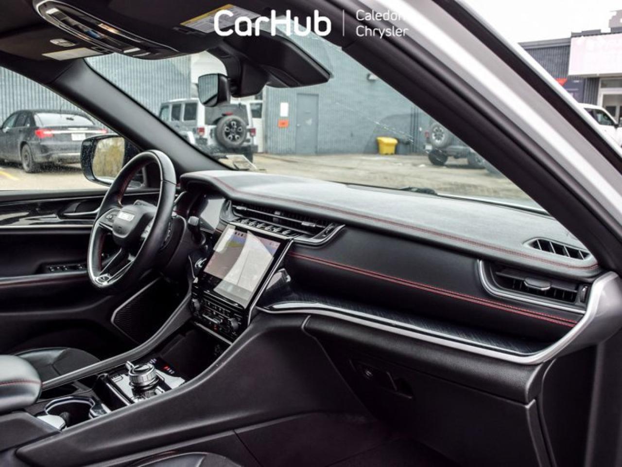 2022 Jeep Grand Cherokee Trailhawk Photo