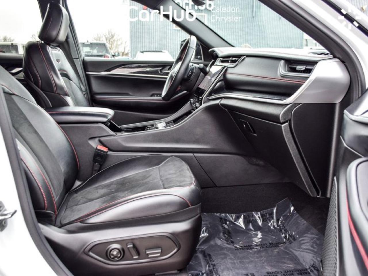 2022 Jeep Grand Cherokee Trailhawk Photo