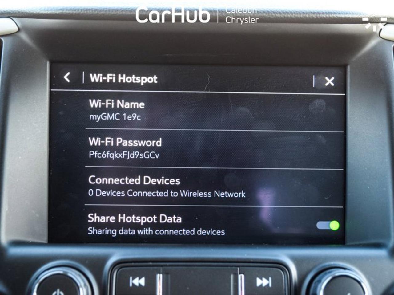 2024 GMC Terrain Denali AWD Pano Sunroof Heated & Vented Frt Seats R-Start Photo