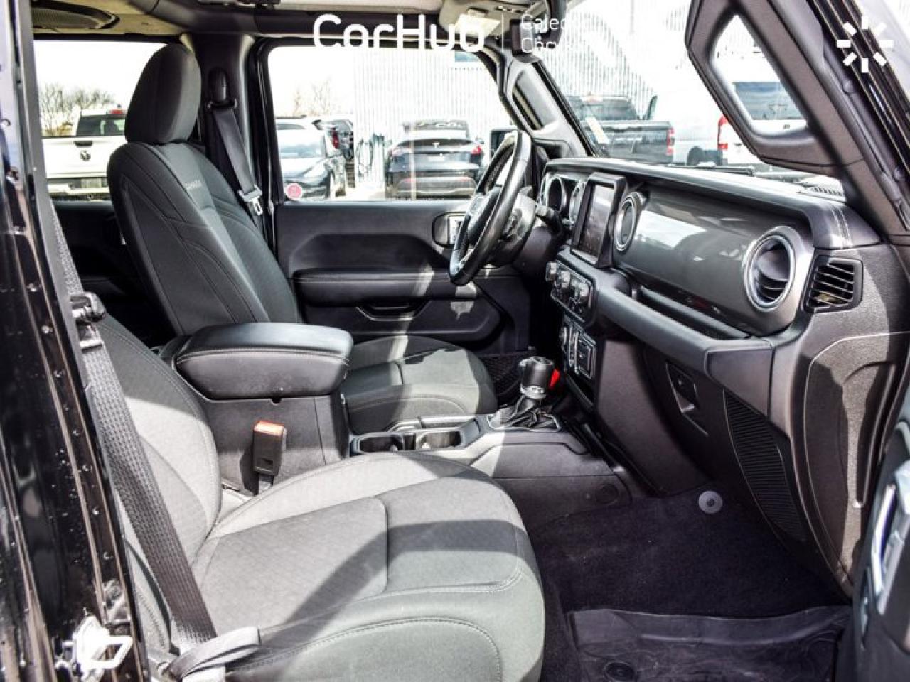 2021 Jeep Wrangler Unlimited Sahara Photo