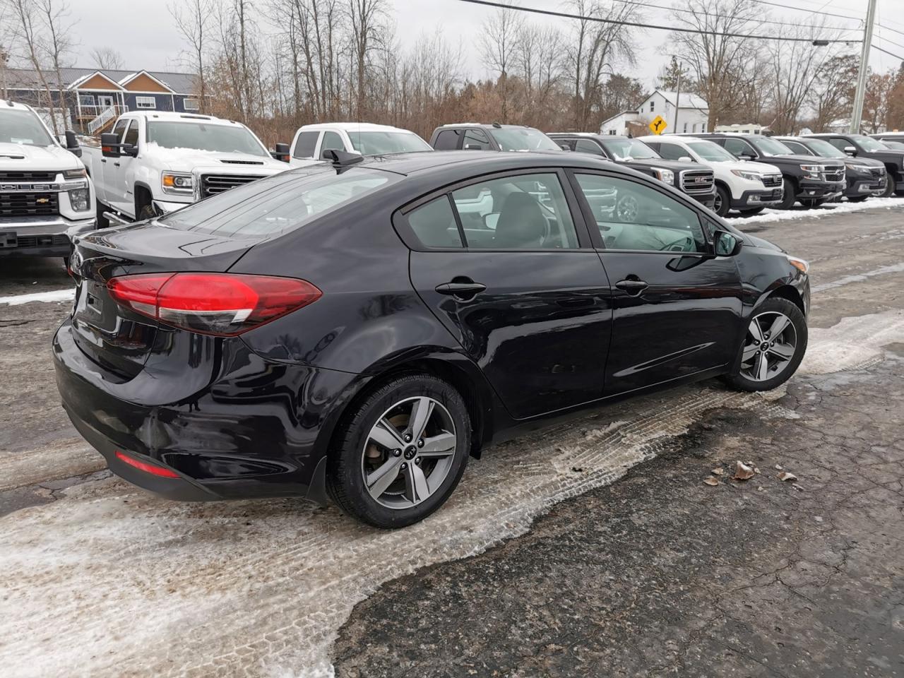 2018 Kia Forte LX Photo4