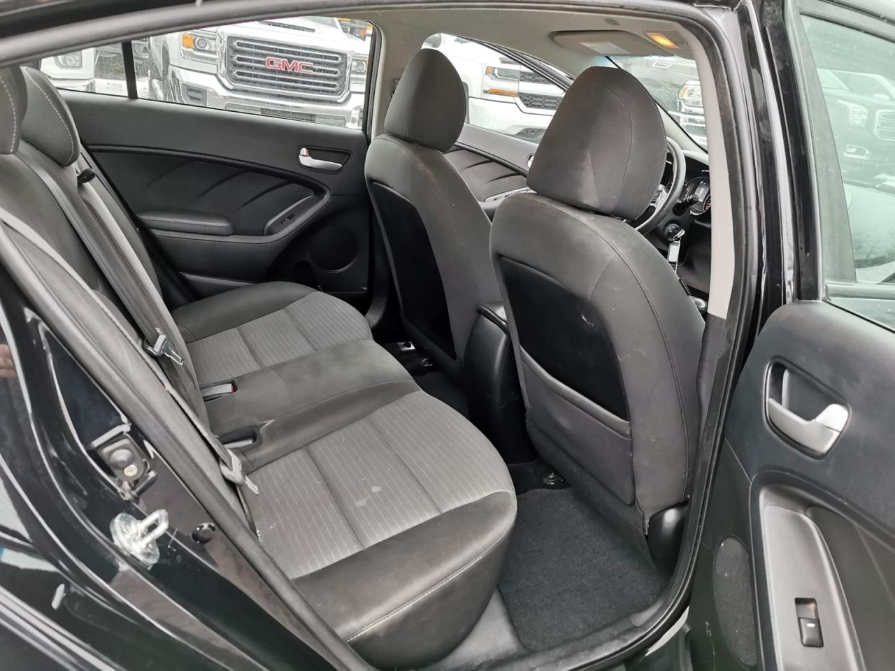 2018 Kia Forte LX - Photo #14