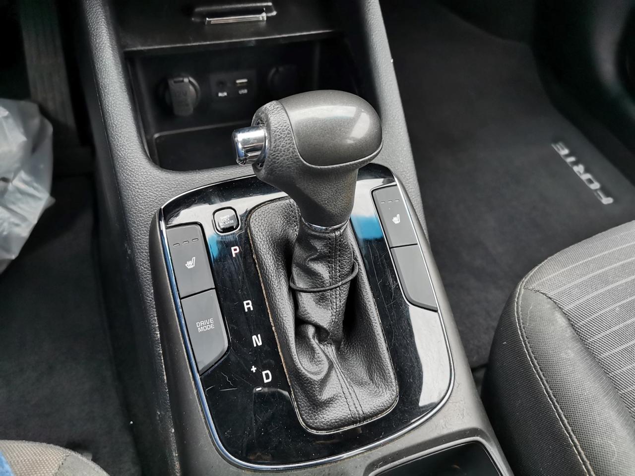 2018 Kia Forte LX - Photo #23