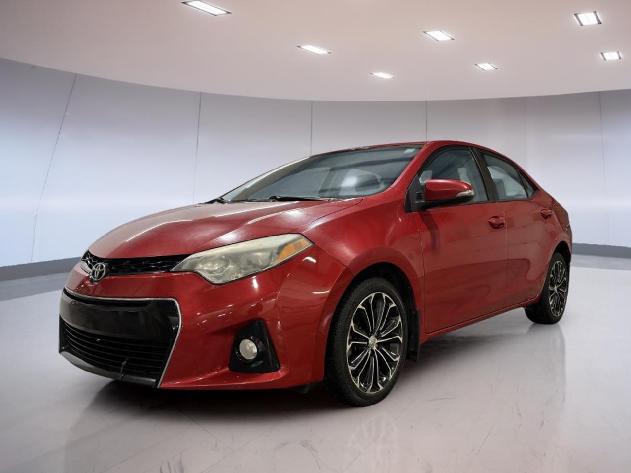 Used 2015 Toyota Corolla CE for sale in Moose Jaw, SK
