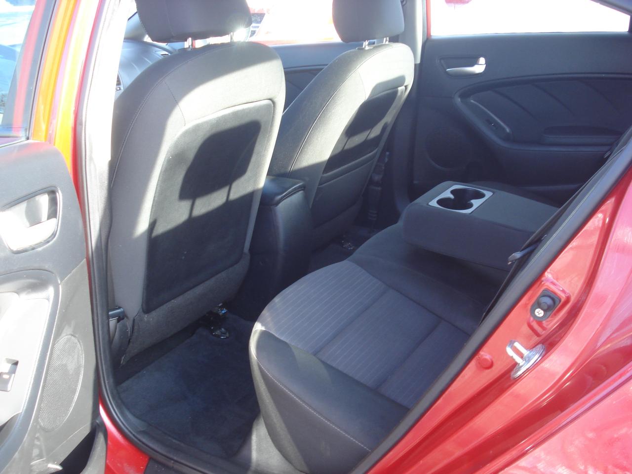 2018 Kia Forte LX AUTO Photo