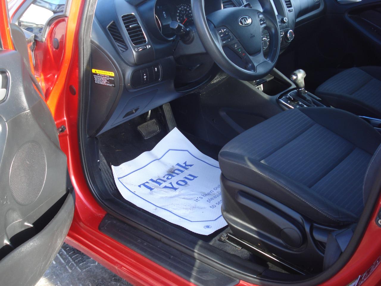 2018 Kia Forte LX AUTO Photo