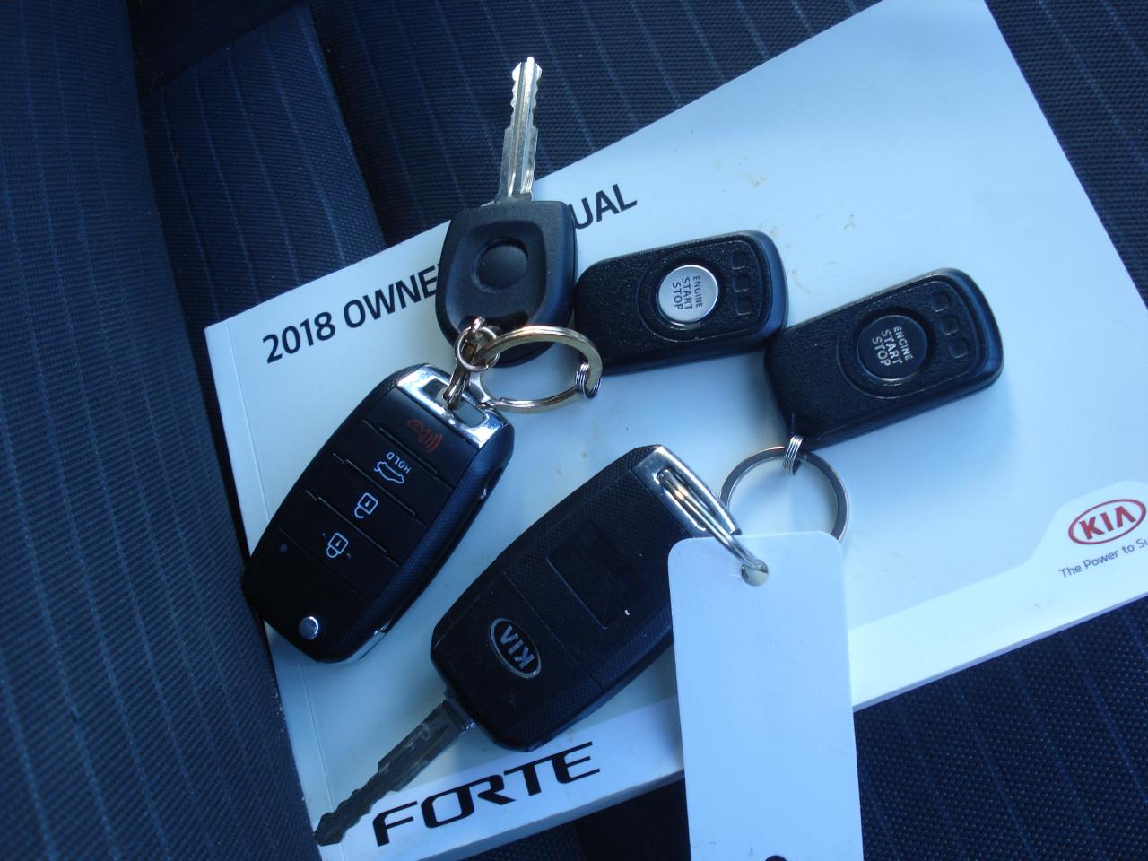 2018 Kia Forte LX AUTO Photo