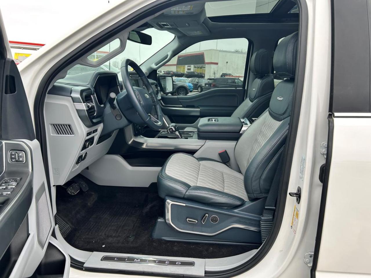 2022 Ford F-150 Limited  Photo