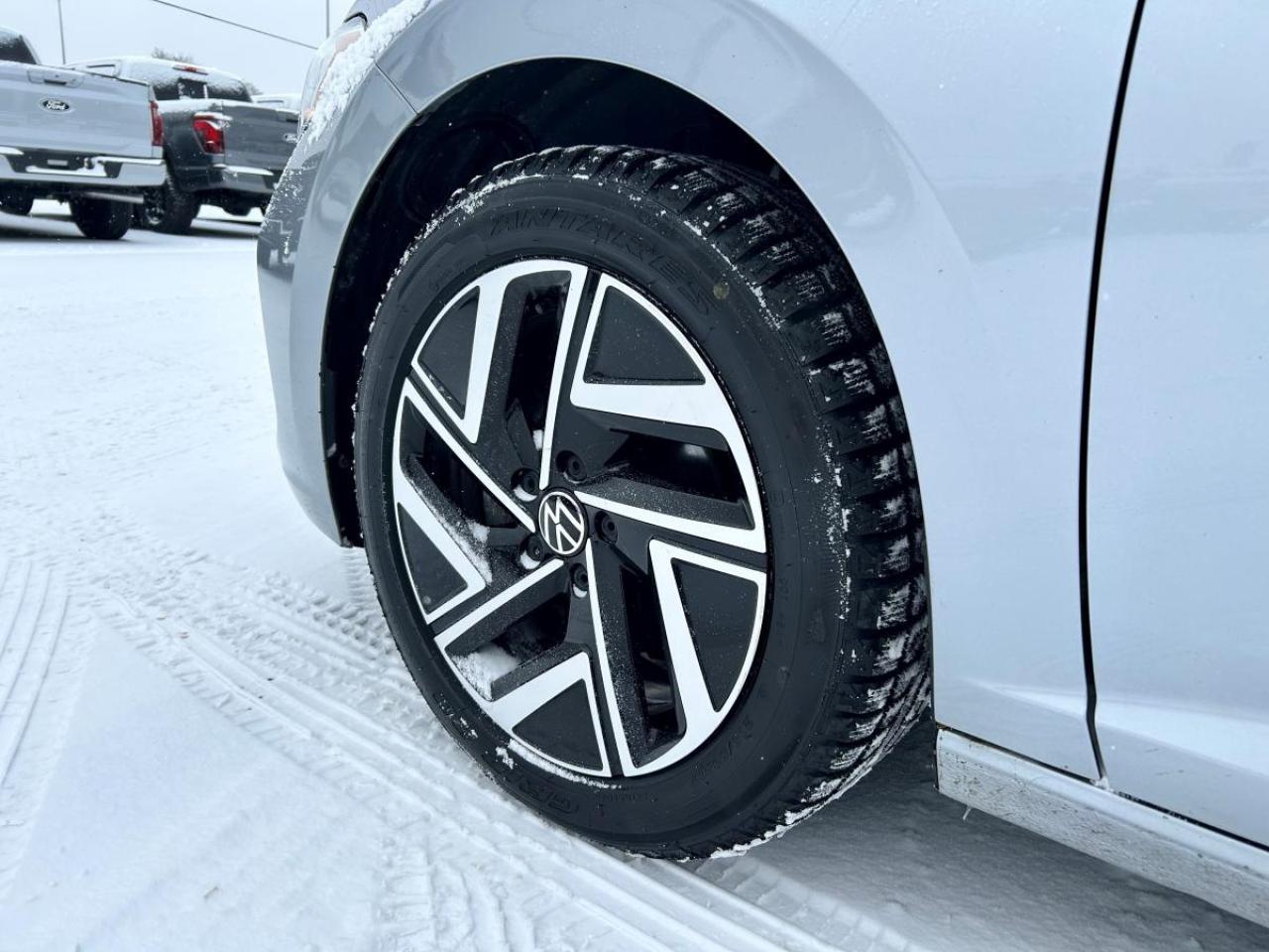 2024 Volkswagen Jetta HIGHLINE Photo