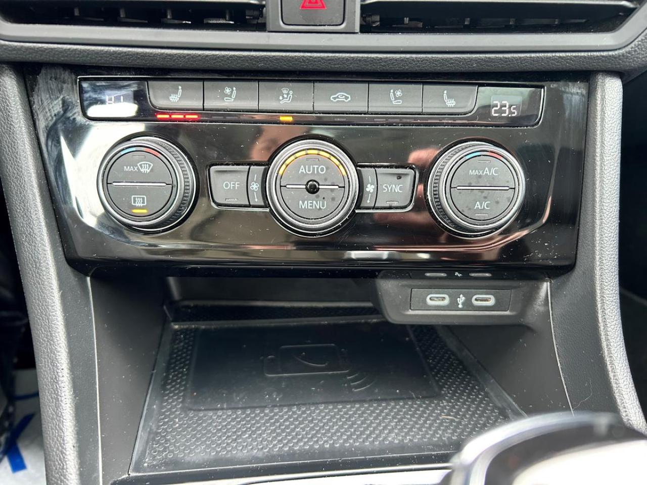 2024 Volkswagen Jetta HIGHLINE Photo