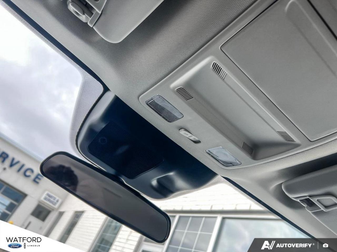 2023 Ford Maverick LARIAT ADVANCED AWD SUPERCREW Photo