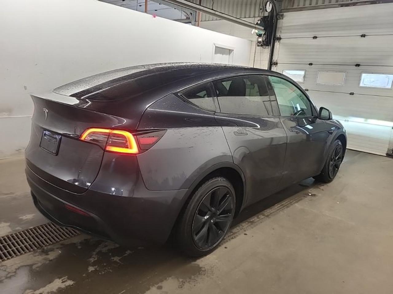 2024 Tesla Model Y  - Photo #2