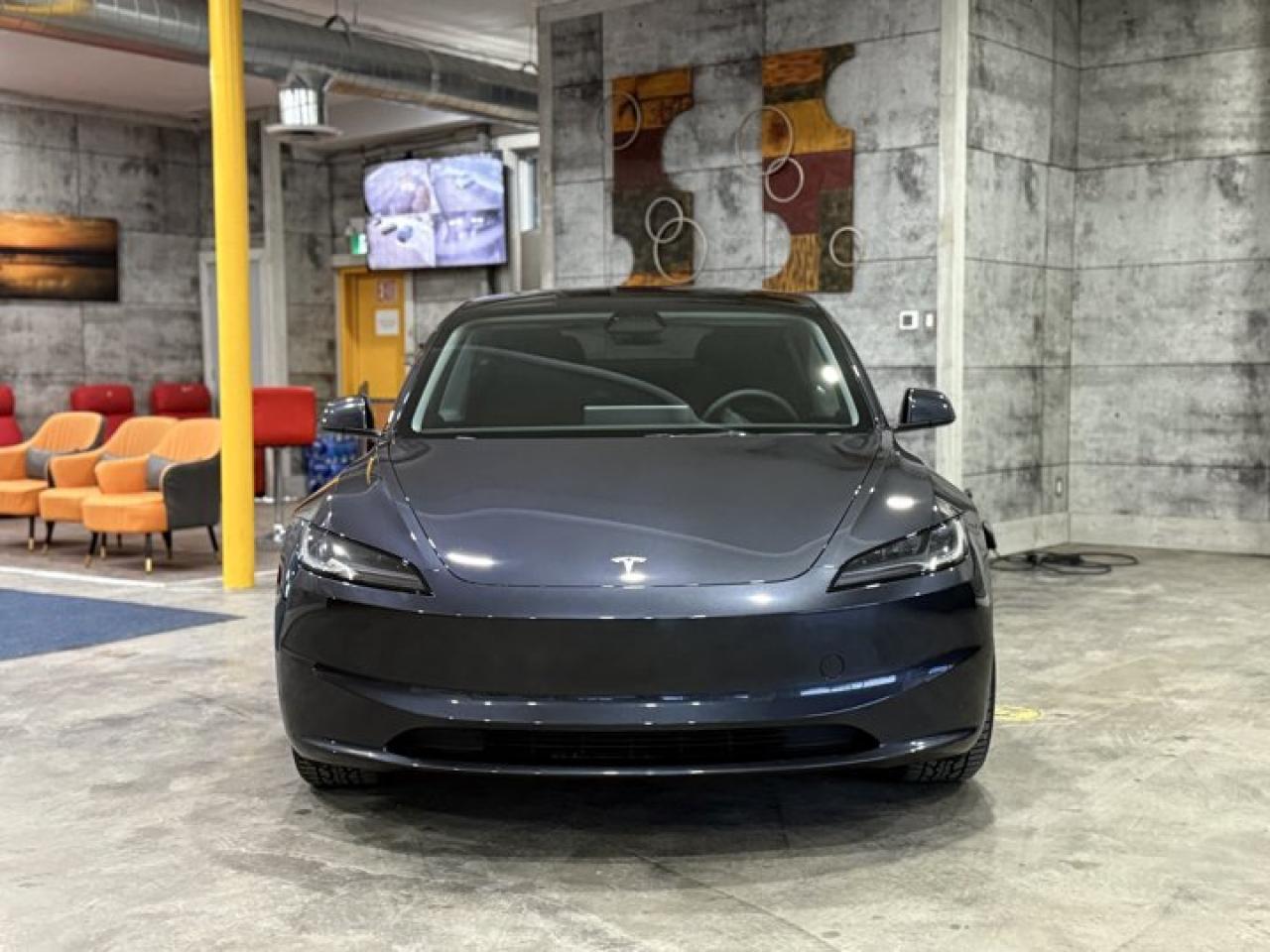 2024 Tesla Model 3  - Photo #9