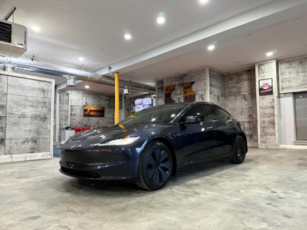 2024 Tesla Model 3  - Photo #12