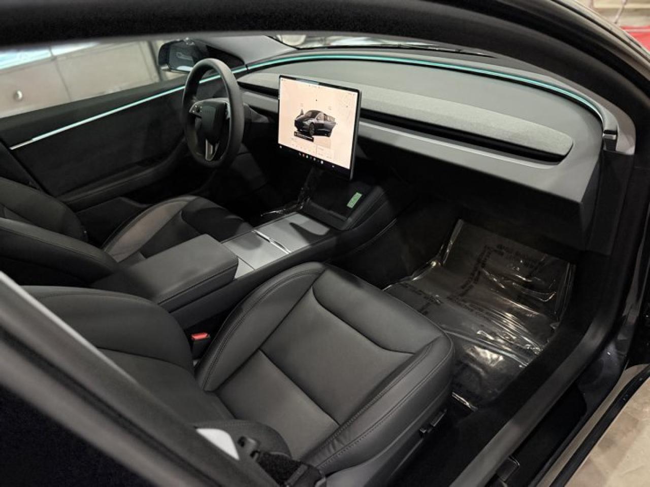 2024 Tesla Model 3  - Photo #20