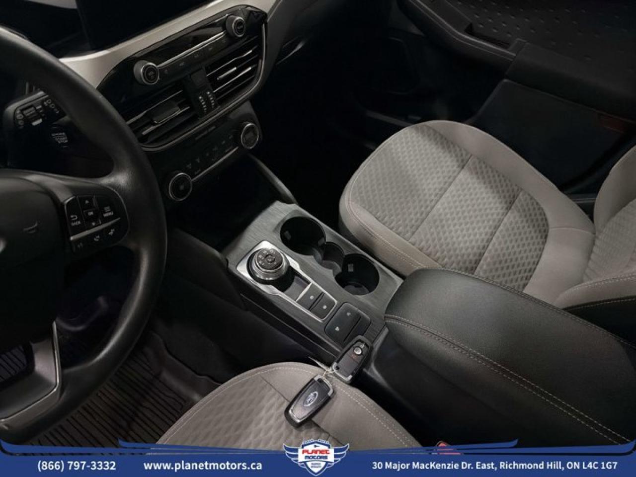 2020 Ford Escape SE - Photo #23