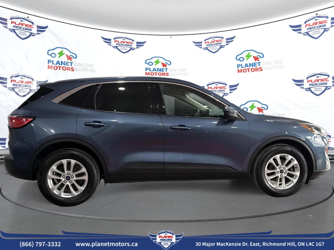 2020 Ford Escape SE Photo