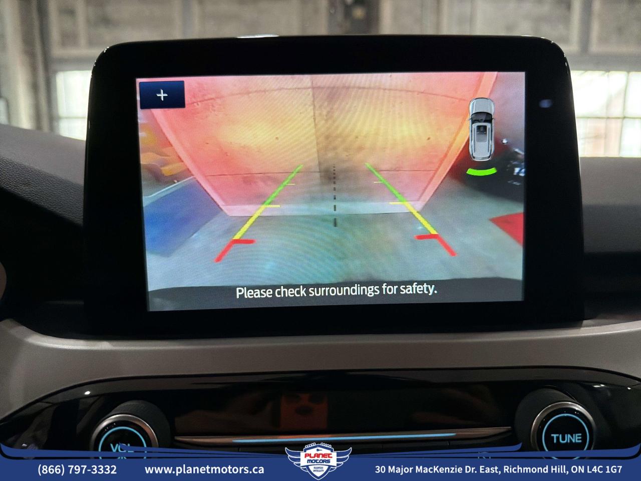 2020 Ford Escape SE Photo