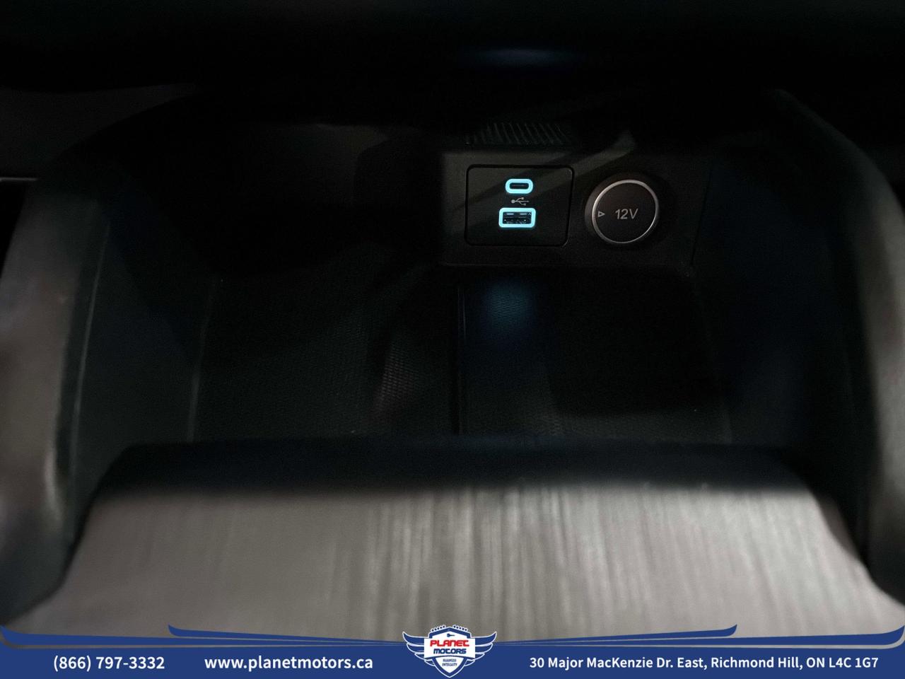 2020 Ford Escape SE Photo