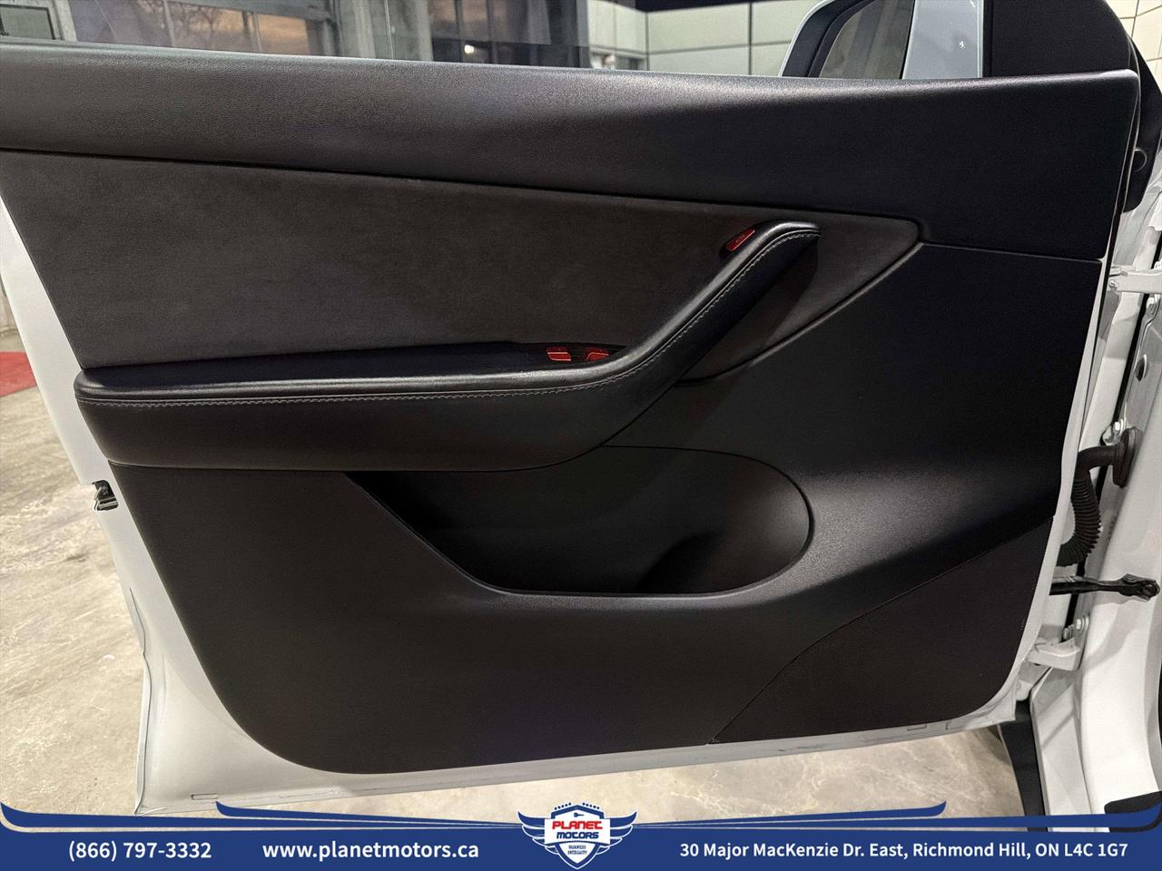 2022 Tesla Model Y LONG RANGE Photo