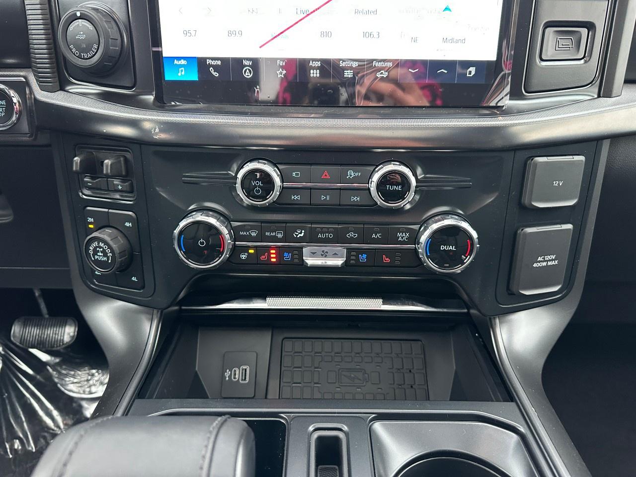 2025 Ford F-150 Lariat 4WD SuperCrew 5.5' Box Photo