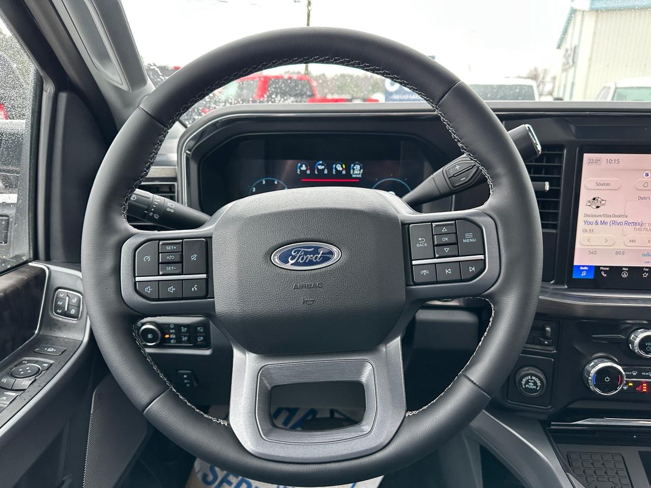 2026 Ford F-350 Super Duty SRW LARIAT 2WD Crew Cab 8' Box Photo