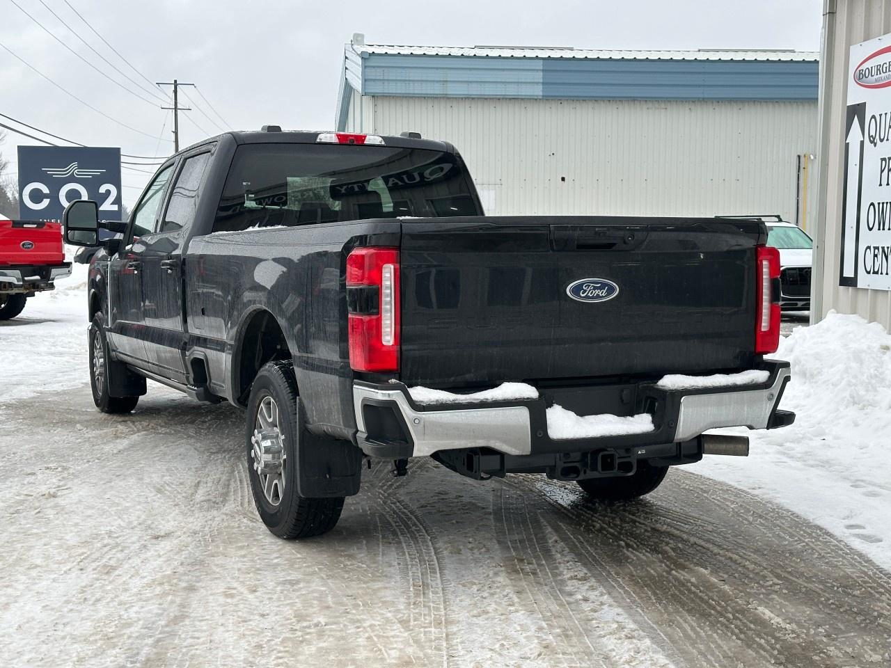 2026 Ford F-350 Super Duty SRW LARIAT 2WD Crew Cab 8' Box Photo