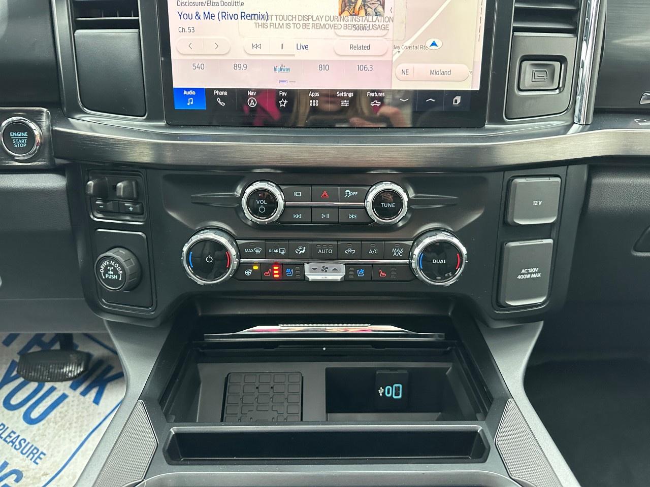 2026 Ford F-350 Super Duty SRW LARIAT 2WD Crew Cab 8' Box Photo