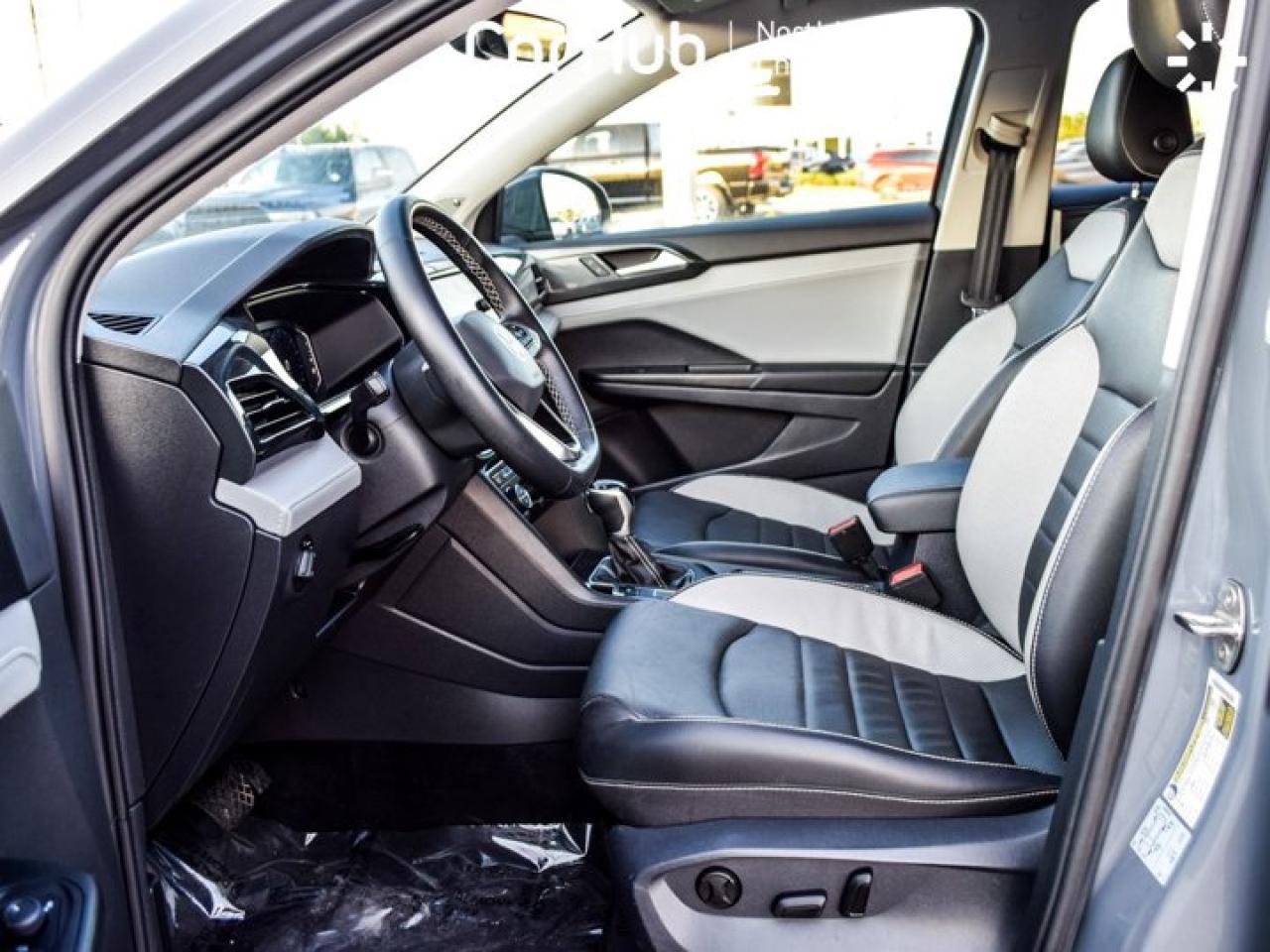 2022 Volkswagen Taos Highline 4MOTION Panoroof Heated Seats Apple CarPlay Android Auto Photo