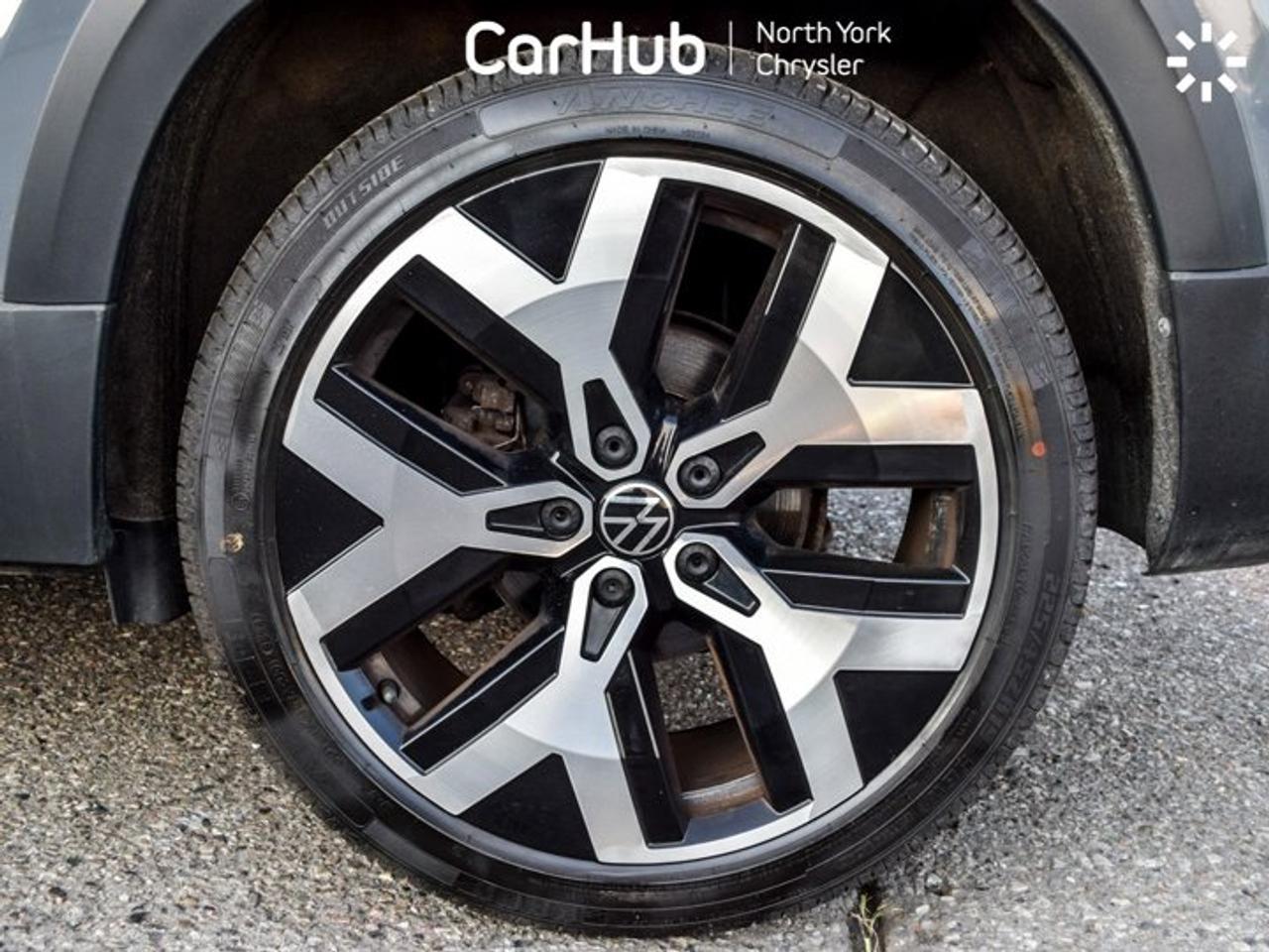 2022 Volkswagen Taos Highline 4MOTION Panoroof Heated Seats Apple CarPlay Android Auto Photo