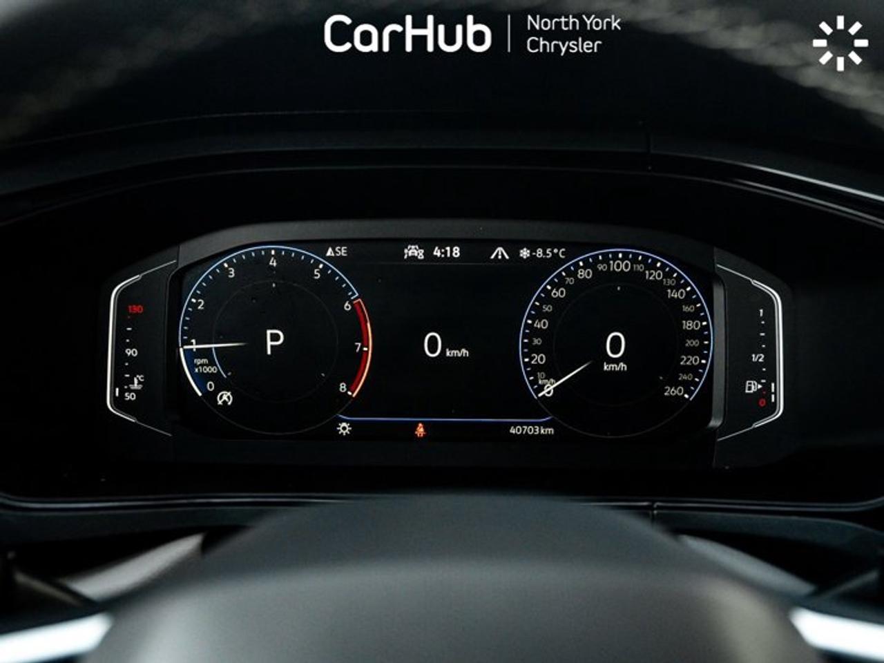 2022 Volkswagen Taos Highline 4MOTION Panoroof Heated Seats Apple CarPlay Android Auto Photo